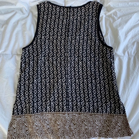 Forever 21 printed tank top - Picture 3 of 3